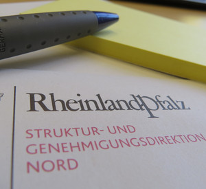 Briefkopf der SGD Nord mit Kugelschreiber und Klebezettel