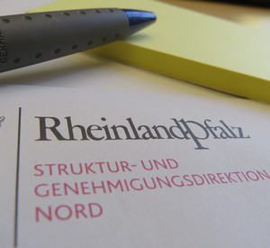 Briefkopf der SGD Nord mit Kugelschreiber und Klebezettel