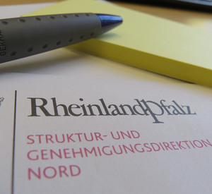 Briefkopf der SGD Nord mit Kugelschreiber und Klebezettel