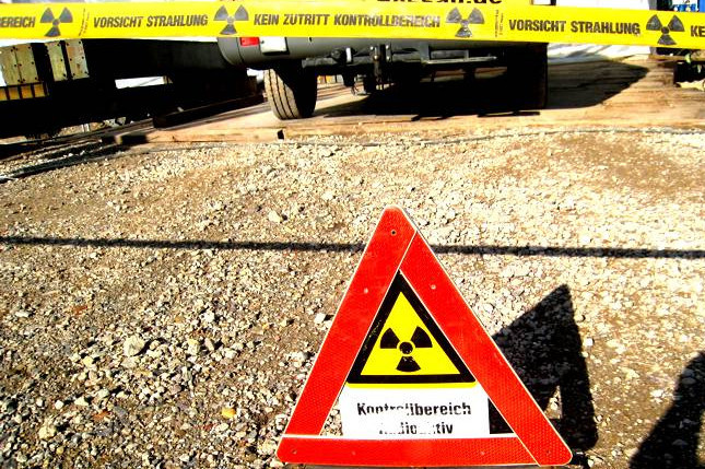 Warndreieck zur Kennzeichnung des Bereichs mit möglicher radioaktiver Strahlung