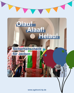 Karnevalsfeier mit Luftballons und Aufschrift Olau, Alaaf und Helau