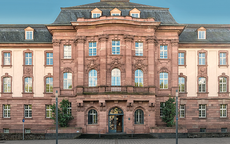 Das Bild zeigt das Hauptgebäude der SGD Nord in der Stresemannstraße 3-5, Koblenz